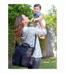SKIP HOP SIGNATURE DUO NAPPY BAG - BLACK